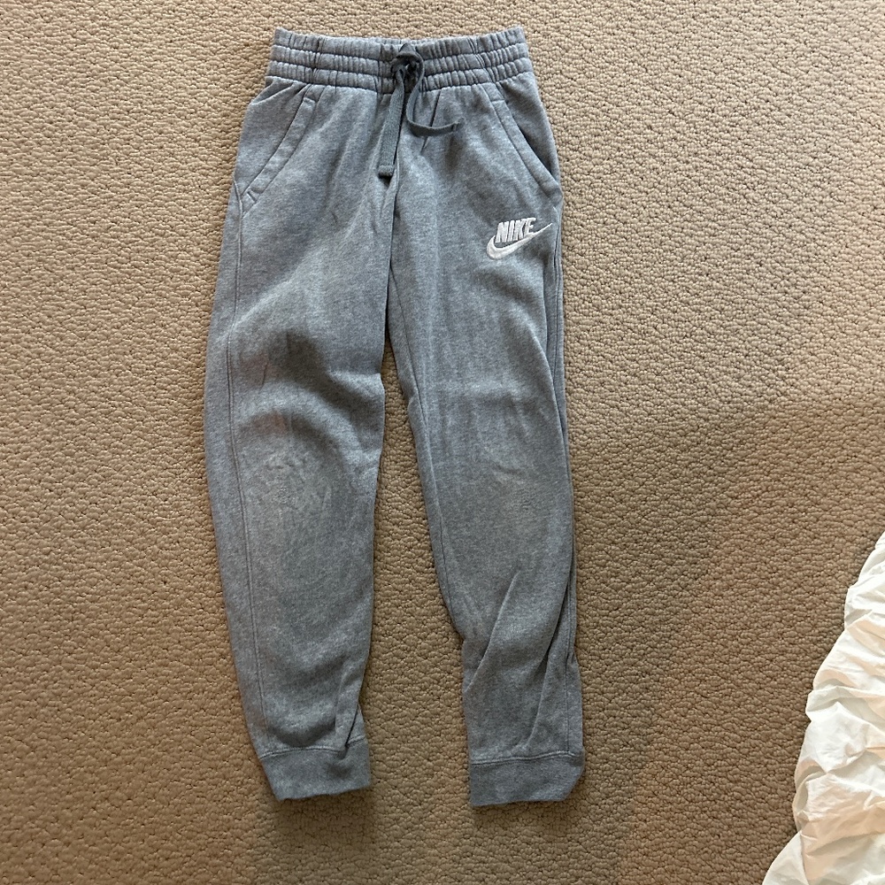 Nike  jogger pants, youth small